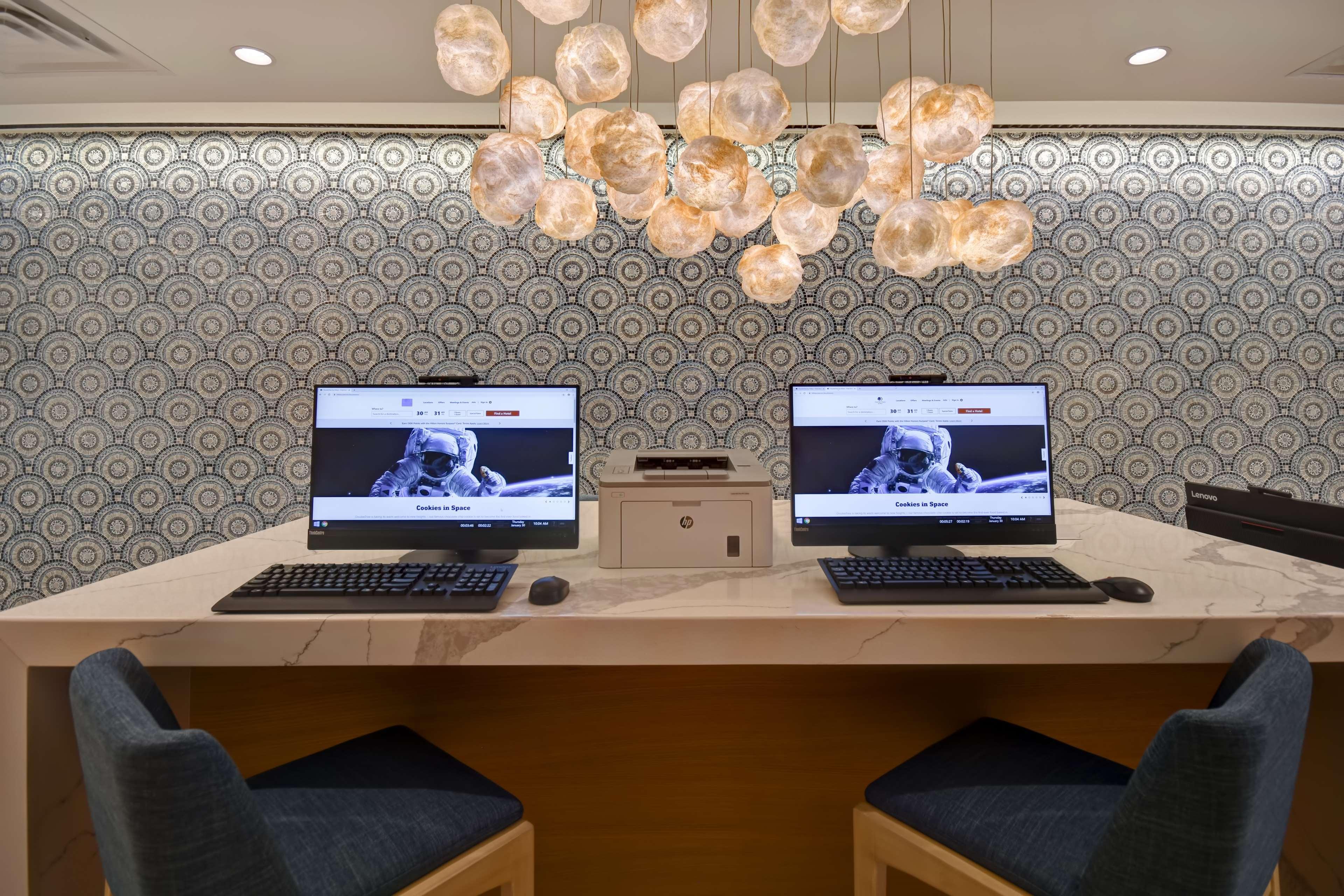 Doubletree By Hilton Oceanfront Βιρτζίνια Μπιτς Εξωτερικό φωτογραφία