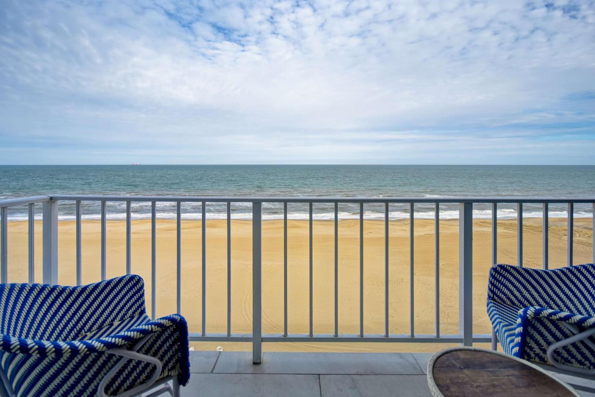 Doubletree By Hilton Oceanfront Βιρτζίνια Μπιτς Εξωτερικό φωτογραφία